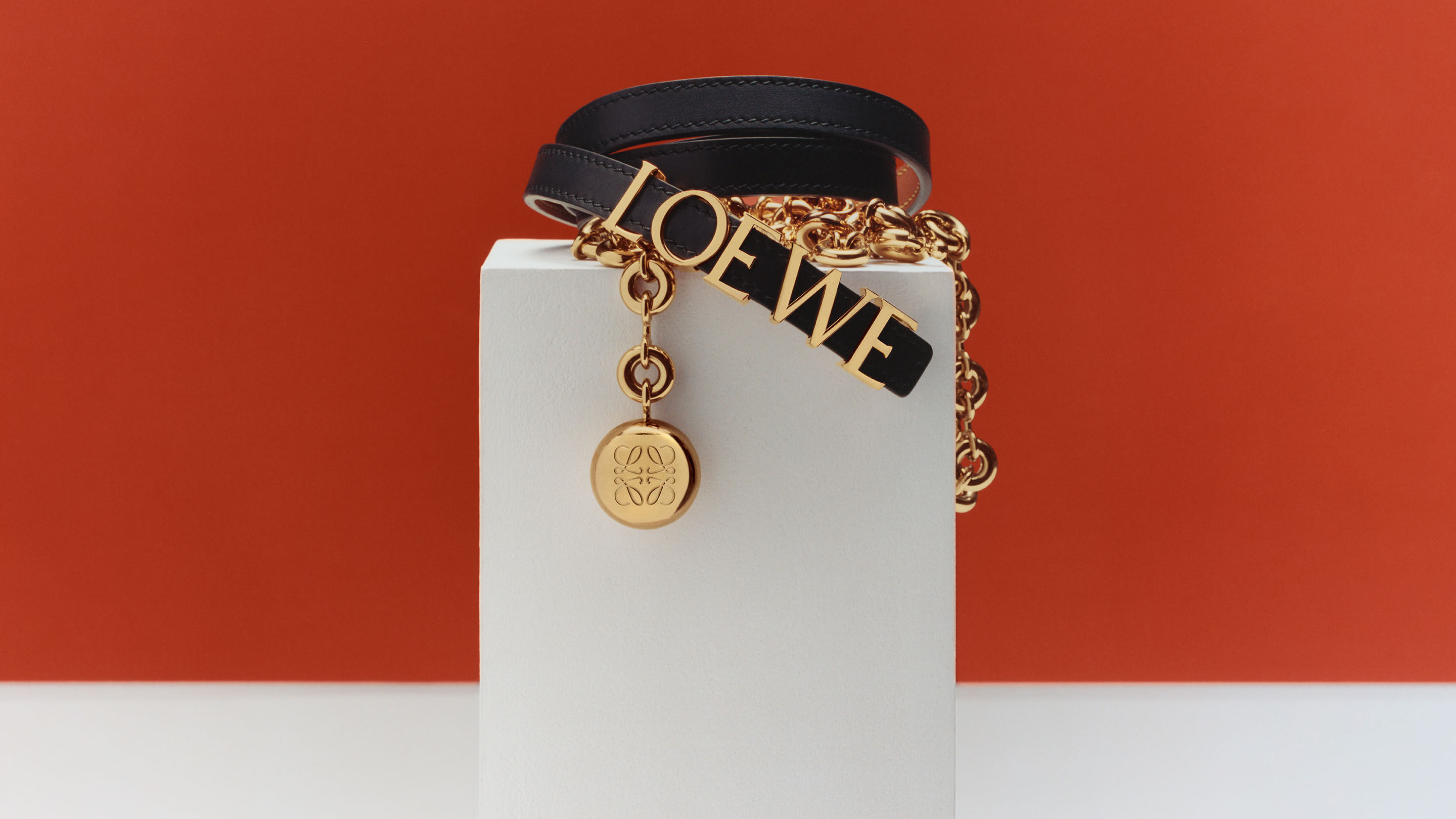 レディース高級デザイナーアクセサリー - LOEWE - LOEWE